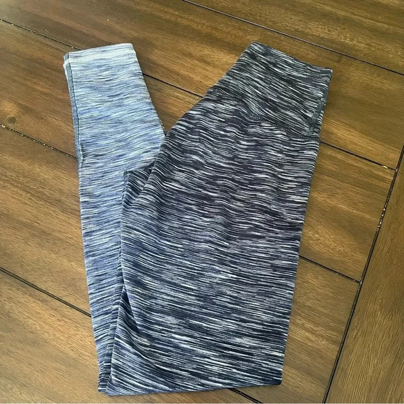 {Offline by aerie} blue ombré hugger leggings - Picture 1 of 4